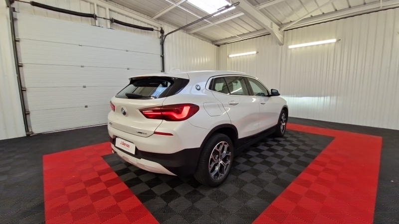 Bmw X2 sDrive18i Business DesignDKG7