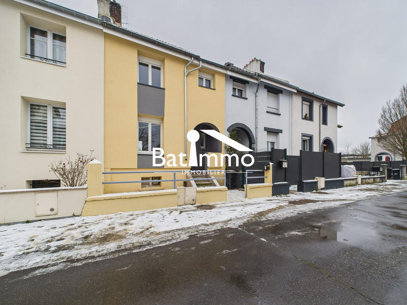 Maison - 70 m² - 4 pièces