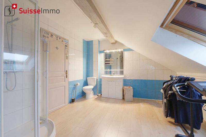 Maison - 295 m² - 10 pièces