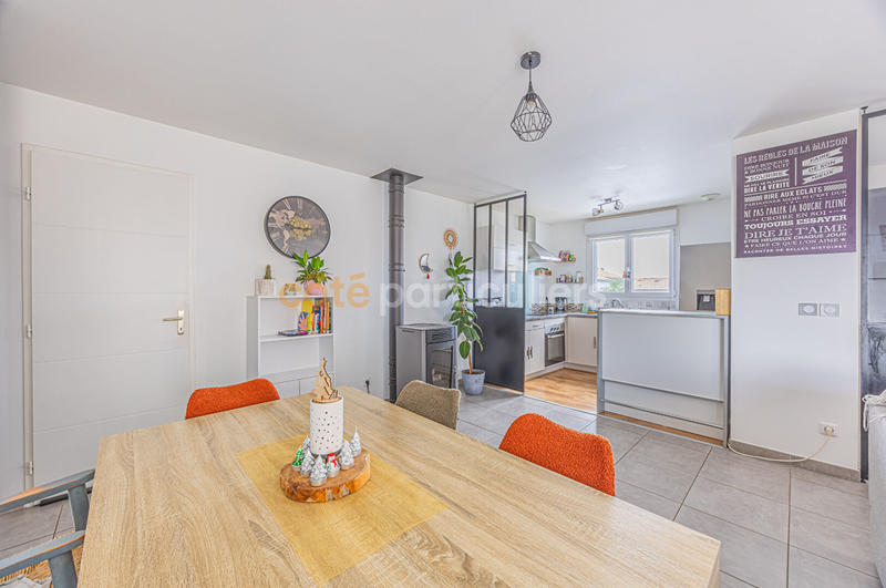 Maison - 81 m² - 4 pièces