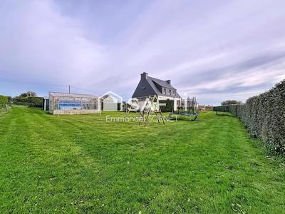 Maison - 149 m² - 8 pièces