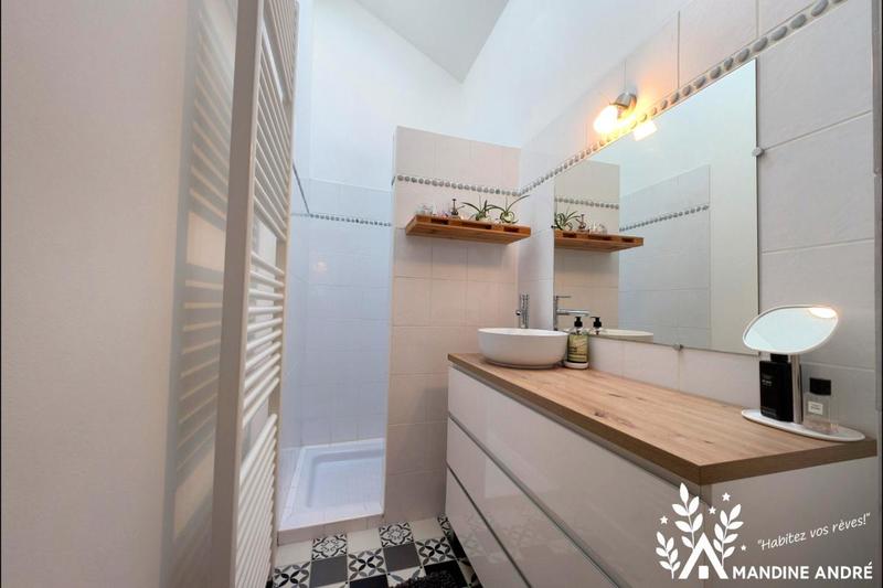 Maison - 175 m² - 6 pièces