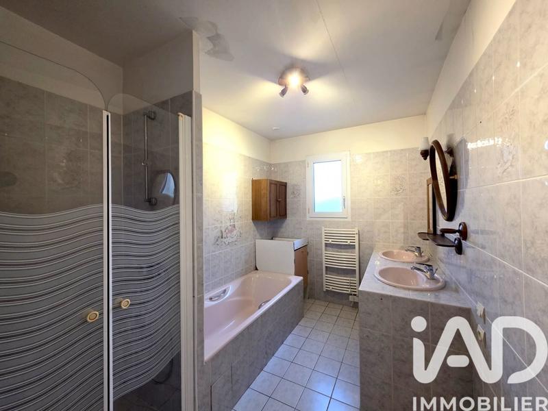 Maison - 135 m² - 6 pièces