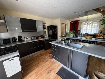 Maison - 156 m² - 6 pièces