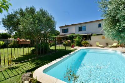 Villa - 209 m² - 7 pièces