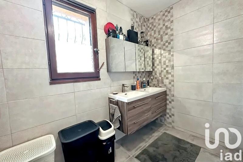 Maison - 177 m² - 6 pièces