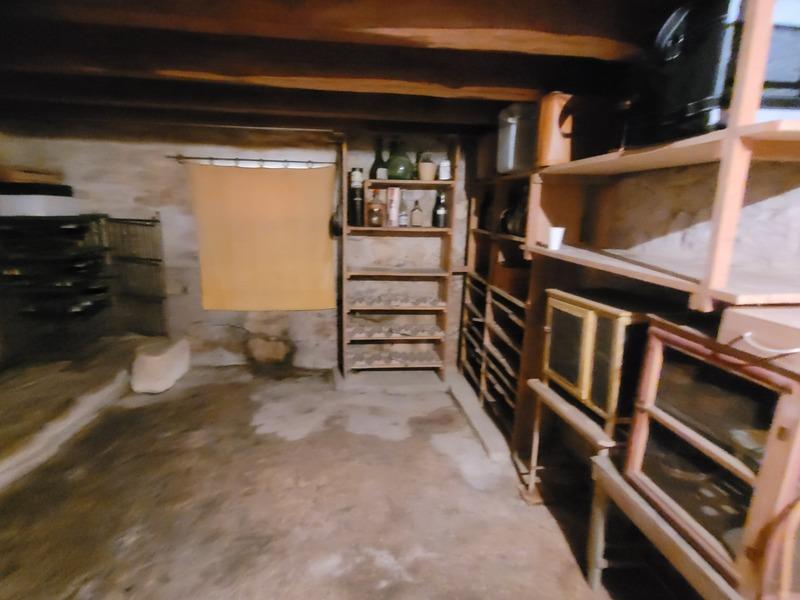 Maison de village - 315 m² - 7 pièces