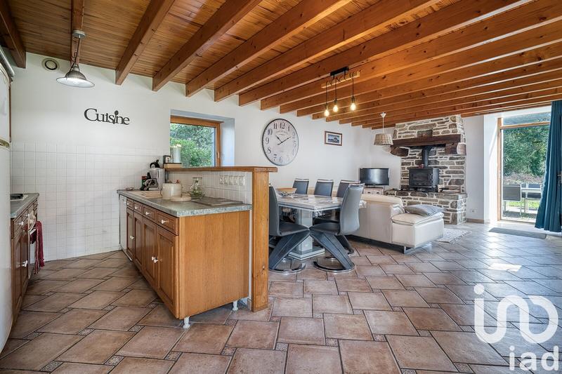 Maison - 486 m² - 17 pièces