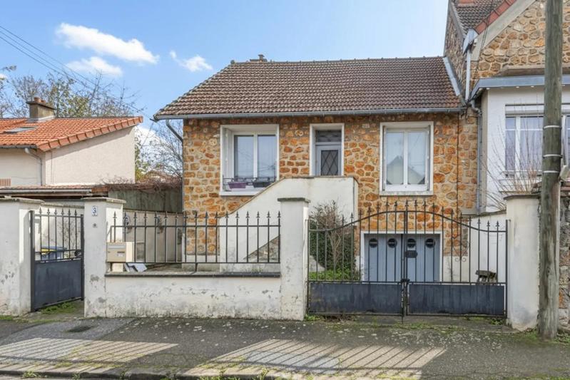 Maison - 85 m² - 5 pièces
