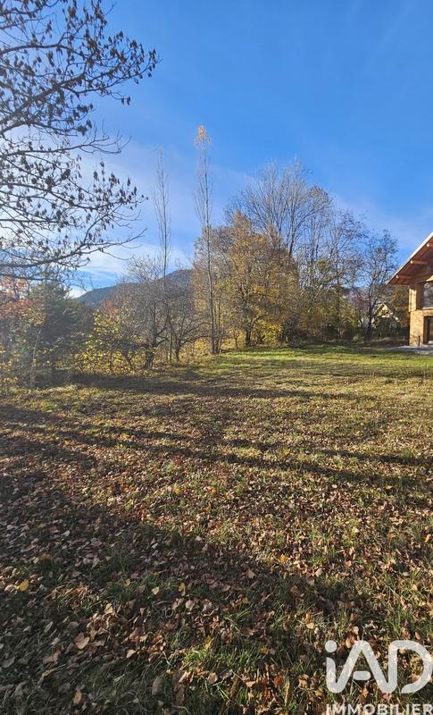Terrain - 947 m²