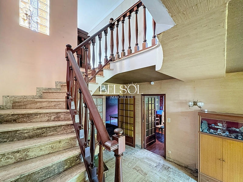 Villa - 220 m² - 7 pièces