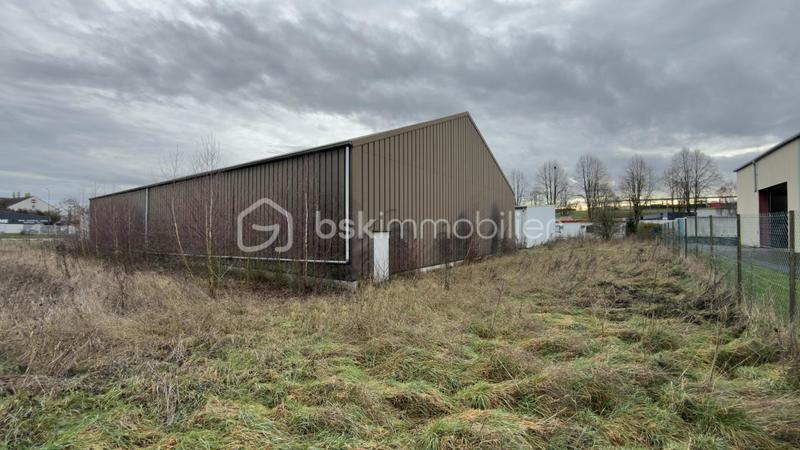 Local commercial - 1 471 m² - 2 pièces