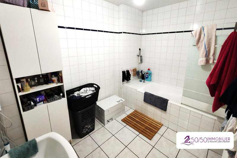 Appartement - 84 m² - 3 pièces