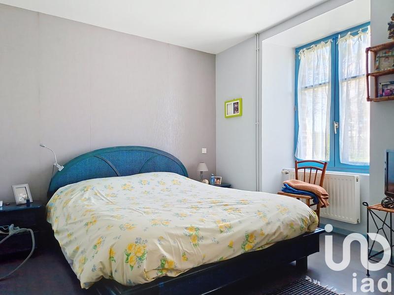 Maison - 214 m² - 7 pièces