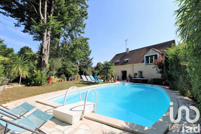 Maison - 175 m² - 7 pièces