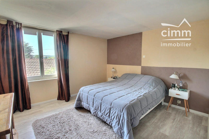 Maison - 151 m² - 5 pièces