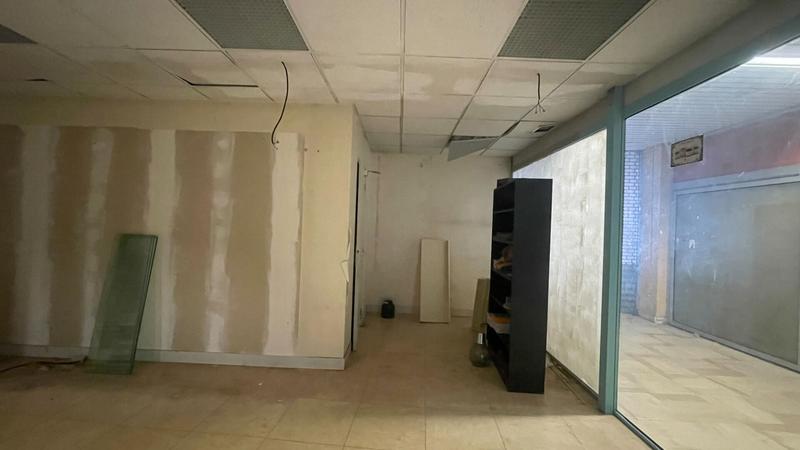 Local commercial - 81 m²