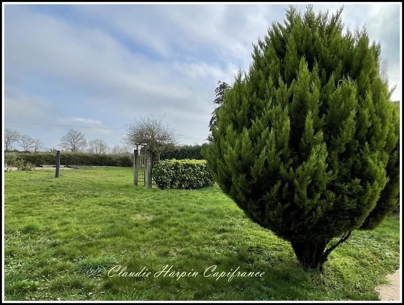 Maison - 255 m² - 9 pièces