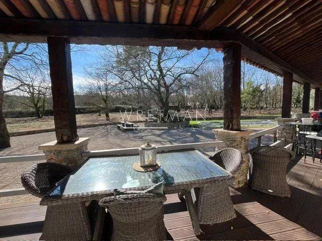 Villa - 173 m² - 6 pièces