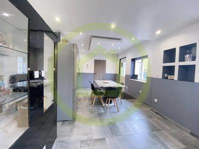 Maison - 77 m² - 4 pièces