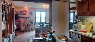 Maison - 195 m² - 7 pièces