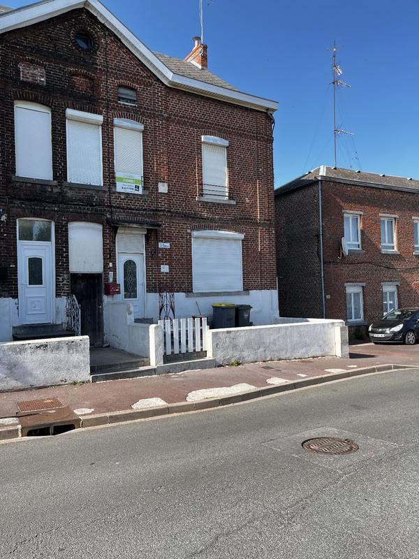 Maison - 121 m² - 6 pièces