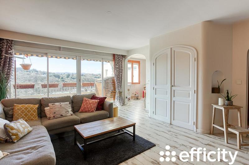 Appartement - 84 m² - 3 pièces