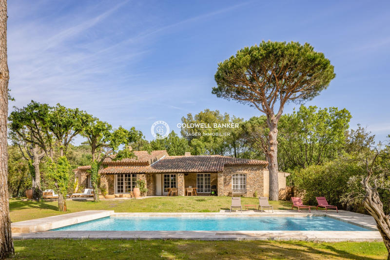 Villa - 200 m² - 6 pièces