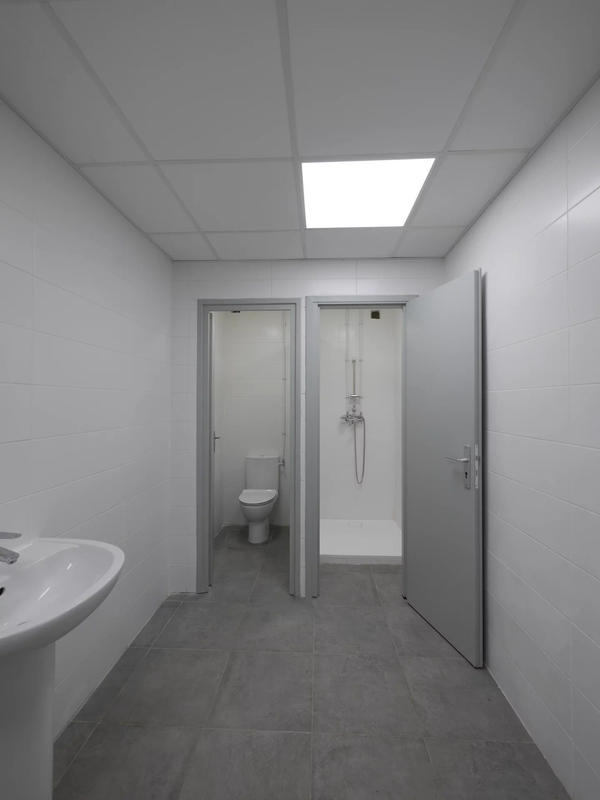 Local d'activités - 490 m²