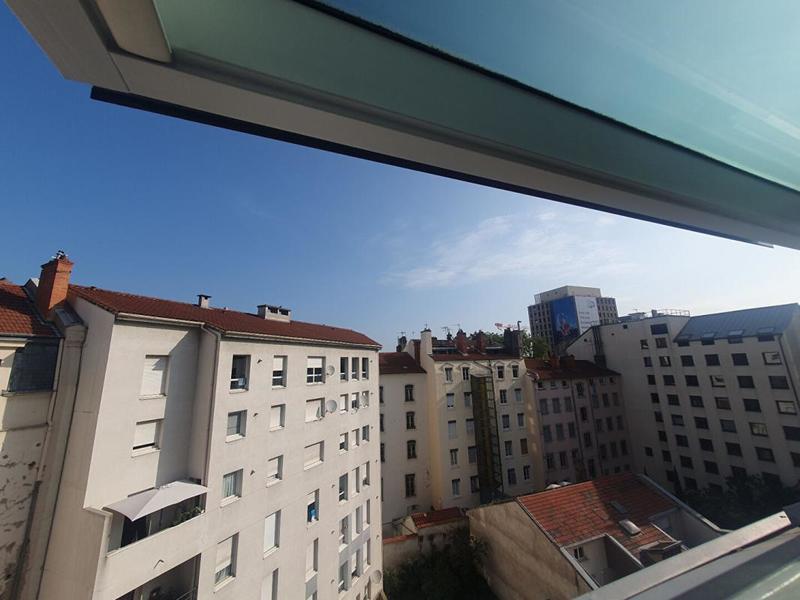 Studio - 15 m² - 1 pièce