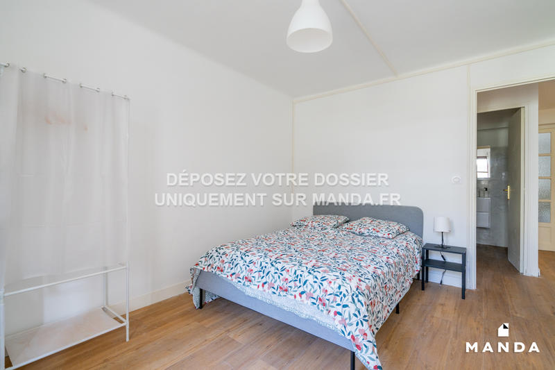 Chambre - 12 m² - 4 pièces