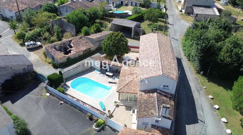 Maison - 139 m² - 5 pièces