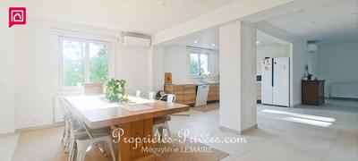 Maison - 421 m² - 10 pièces