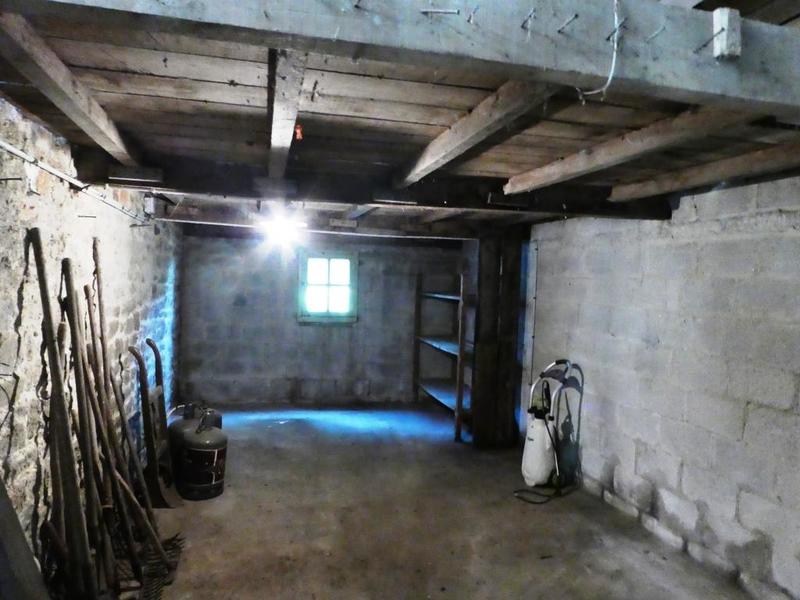 Maison en pierre - 75 m² - 4 pièces