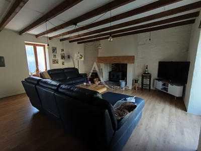 Maison - 147 m² - 6 pièces