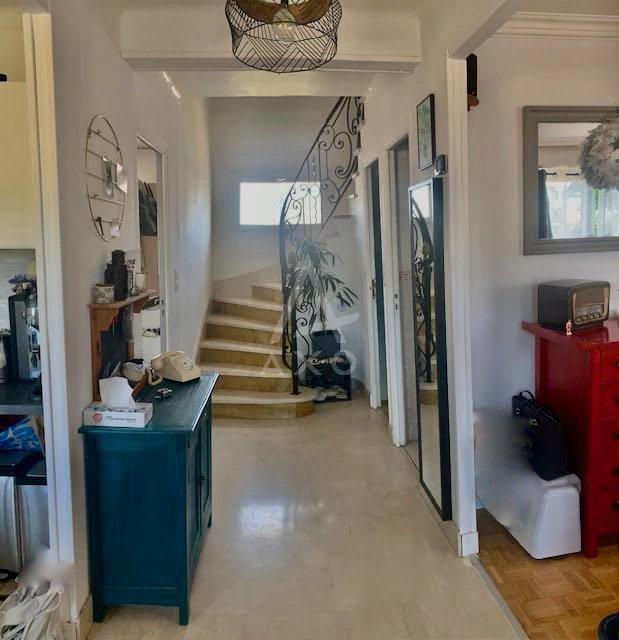 Maison - 110 m² - 6 pièces