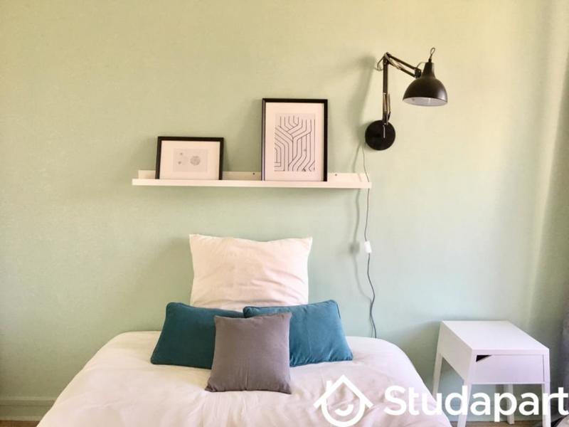 Chambre - 10 m² - 1 pièce