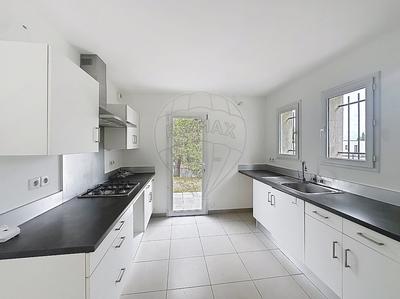 Villa - 97 m² - 4 pièces