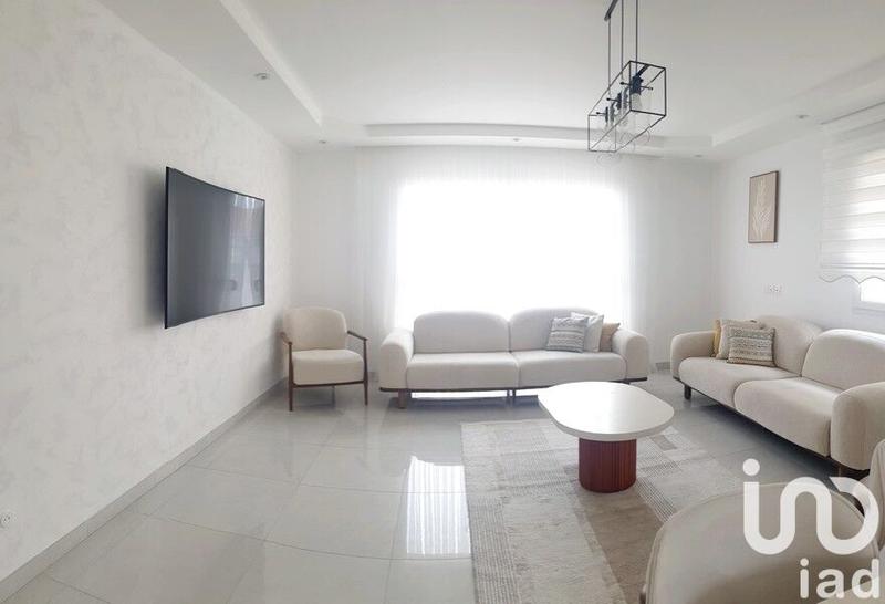 Maison - 130 m² - 6 pièces