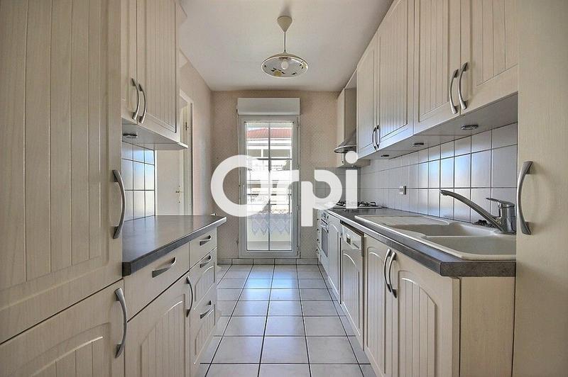 Appartement - 85 m² - 4 pièces