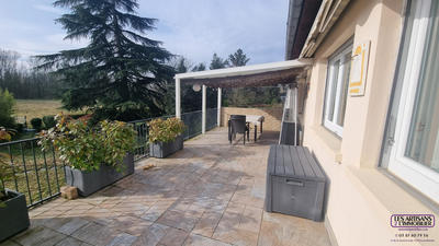 Maison - 142 m² - 7 pièces