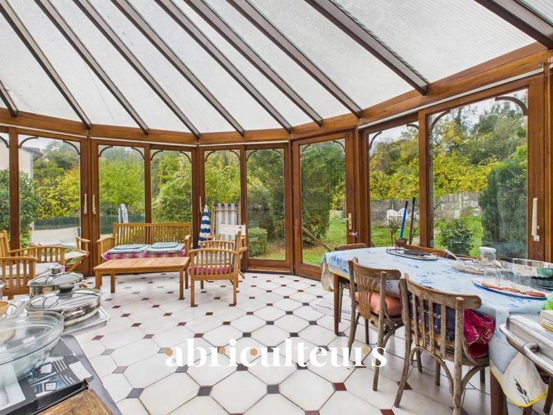 Maison - 76 m² - 5 pièces