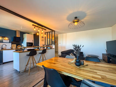 Appartement - 77 m² - 3 pièces