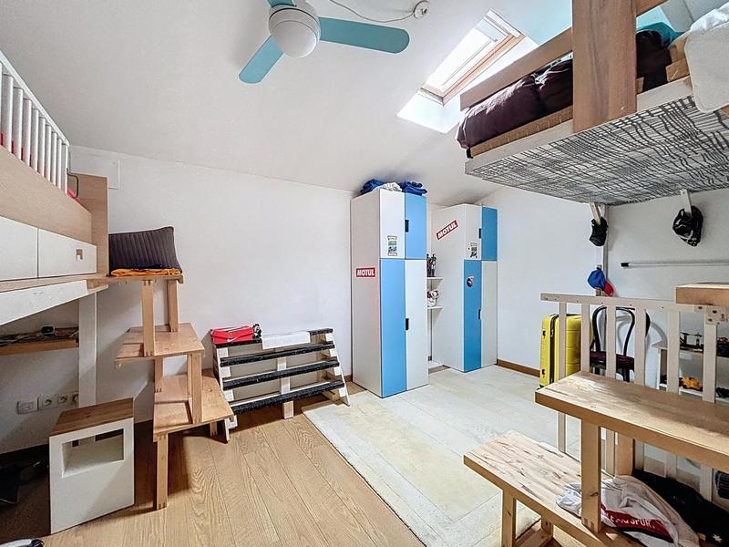 Appartement - 175 m² - 5 pièces