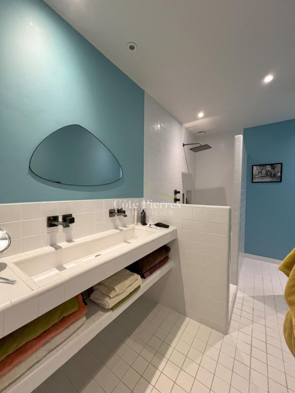 Appartement - 162 m² - 5 pièces