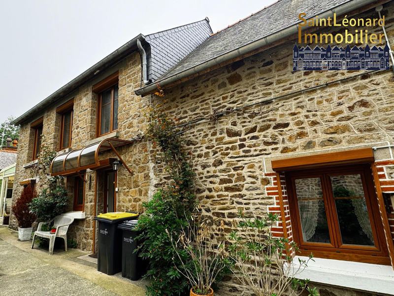 Maison traditionnelle - 158 m² - 8 pièces