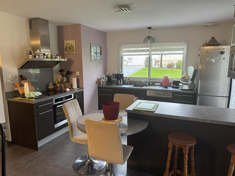 Maison - 85 m² - 4 pièces