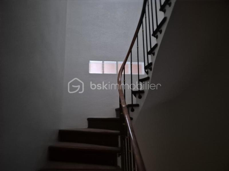 Immeuble - 270 m² - 10 pièces