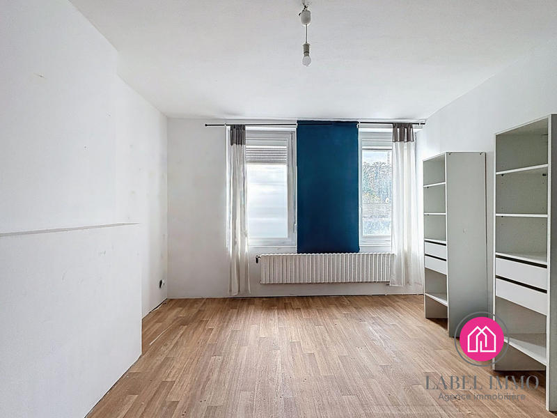 Maison - 111 m² - 6 pièces