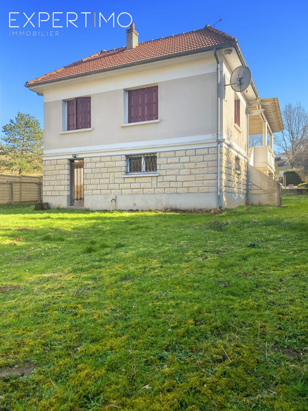 Maison - 80 m² - 5 pièces